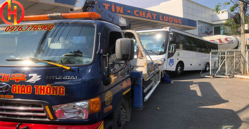 cứu hộ ô tô