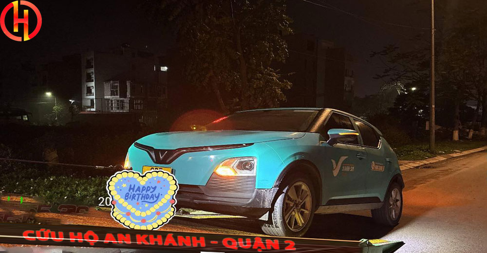 kéo xe vinfast ở chợ đo đạc quận 2